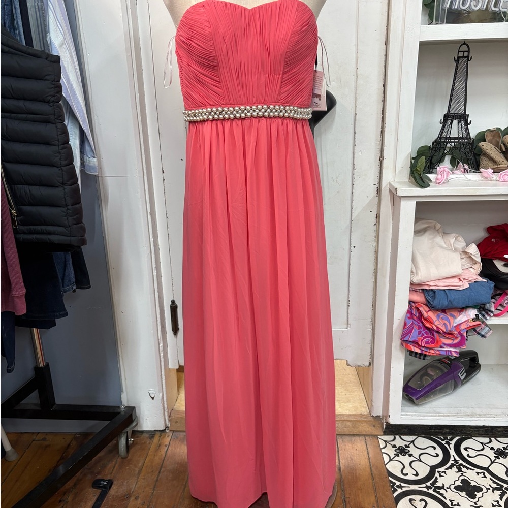 Calvin Klein Pink Strapless Gown with Sweetheart Neckline